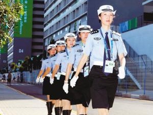 国产精品 99 久久久久久久女警系列服装，高品质警官制服，尽显威严与魅力